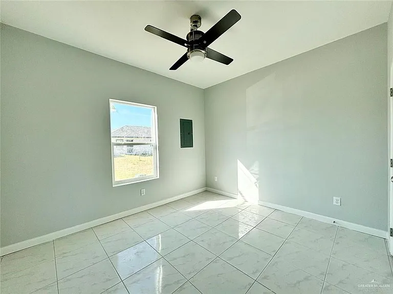 1503 W Saint Francis Ave #10 — Photo 7