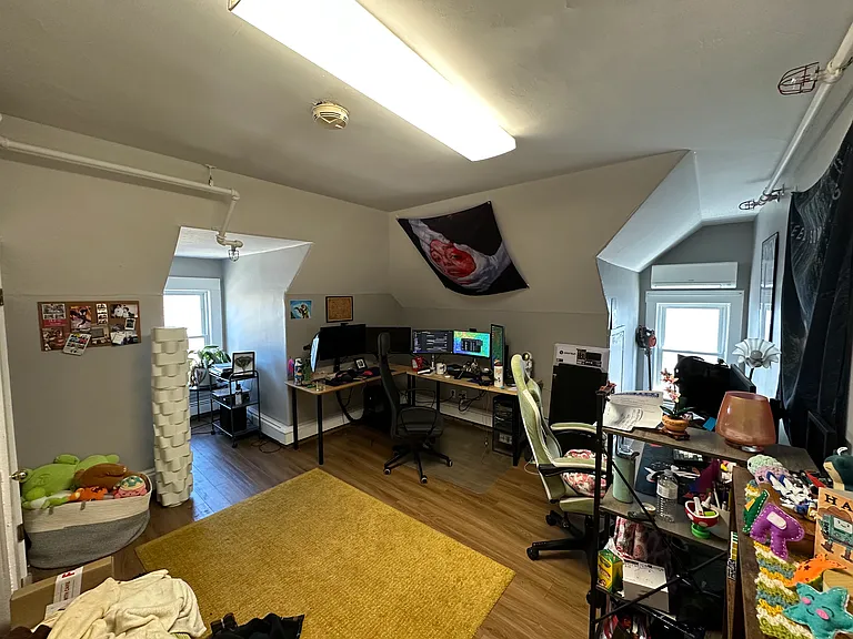 899 Hancock St — Photo 25