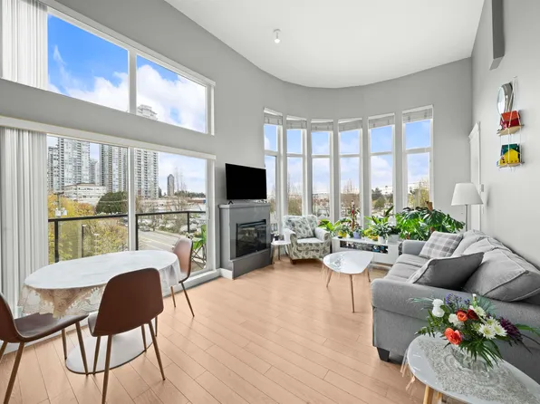 1188 Johnson St #401, Coquitlam, BC V3B 0H7