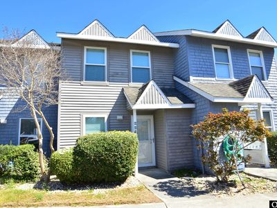 228 W Kitty Hawk Rd, Kitty Hawk, NC, 27949