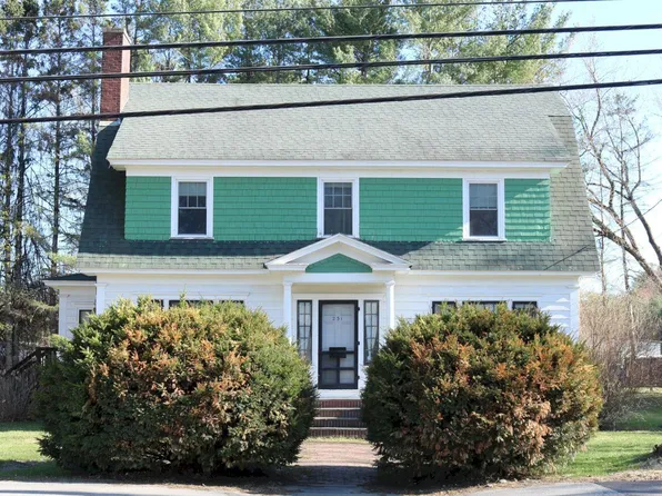 231 Main Street, Madison, ME 04950