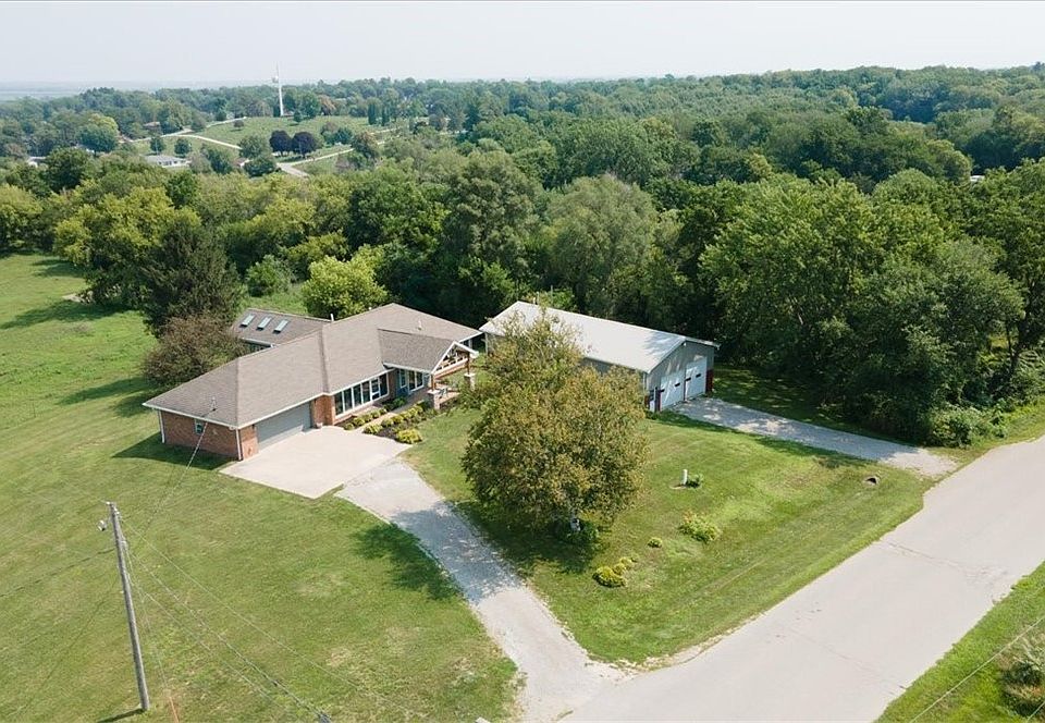 10590 S 36th Ave W, Colfax, IA 50054 Zillow