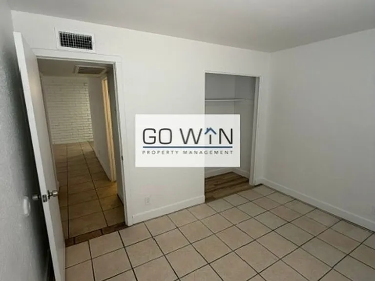 54 W Southern Ave — Photo 13