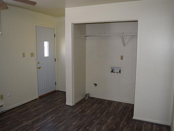 Kitchen - Laundry Area