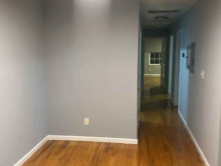 392 Union Ave #3 — Photo 8