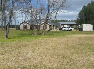 15593 Barlow Rd, Loxley, AL 36551
