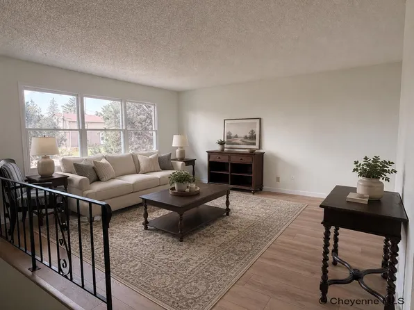 1601 Columbine Ct, Cheyenne, WY 82001