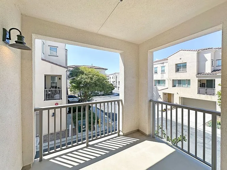 1250 Paseo Sea Grass #115 — Photo 9