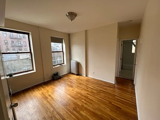 Rented by Cooper & Cooper Real Estate | media 14