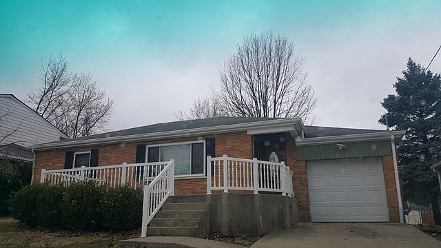 1st image of 197 E Crest Dr