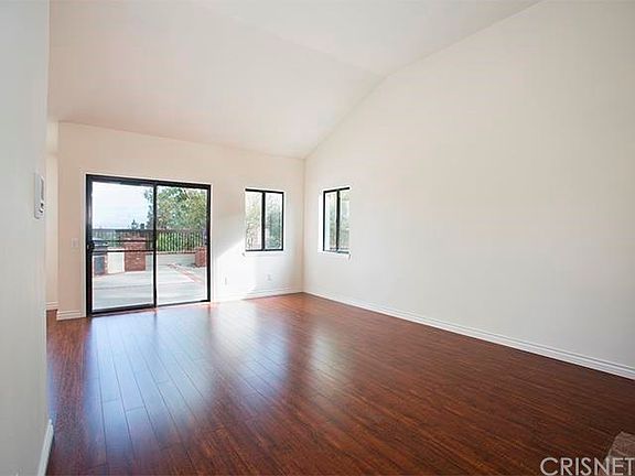 5th image of 8010 Valley Flores Dr