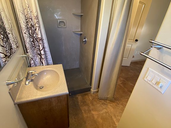 2nd image of 143 E 100 S Suite 1