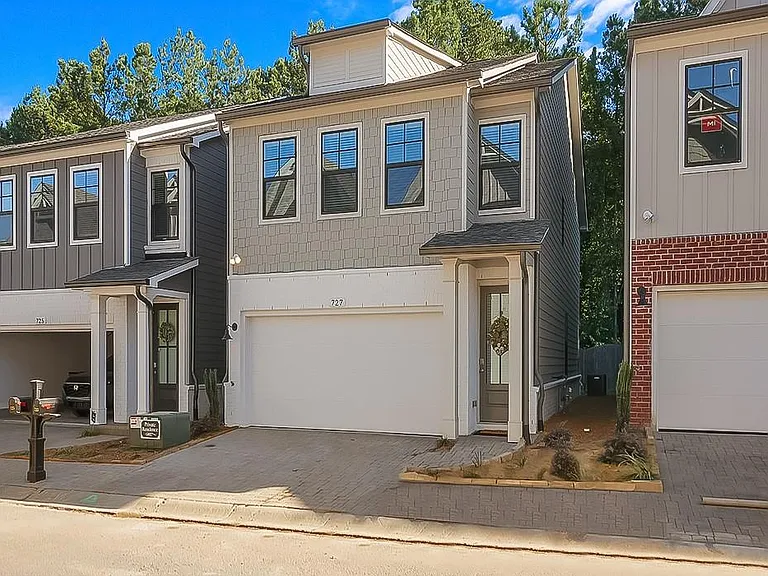727 Stickley Oak Way — Photo 6