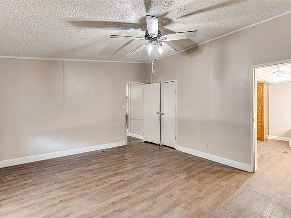 4th image of 2413 Cypress Ln