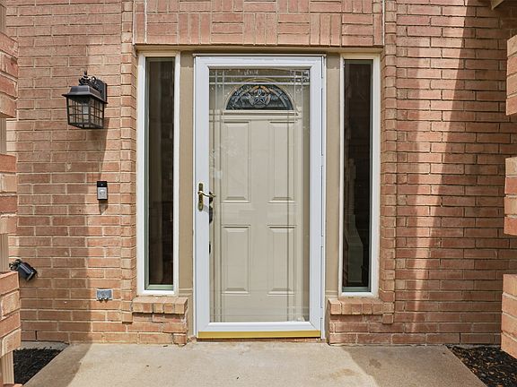 3rd image of 7433 Steward Ln
