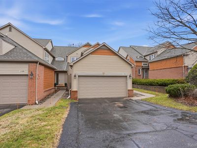 3106 Bay Front Ct, Waterford, MI, 48328