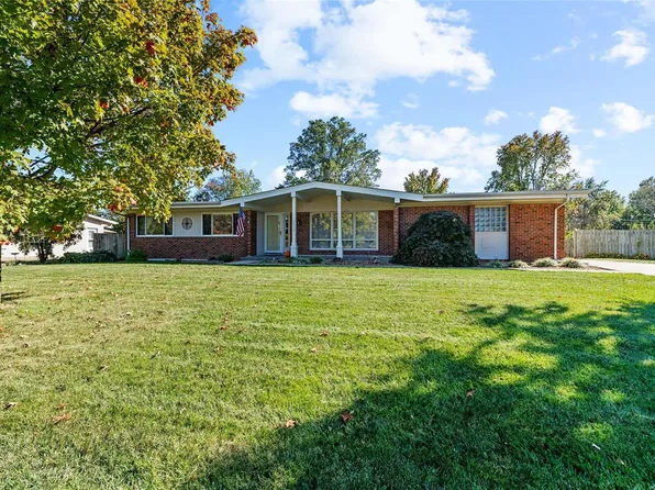 15314 Clayton Rd, Ballwin, MO 63011