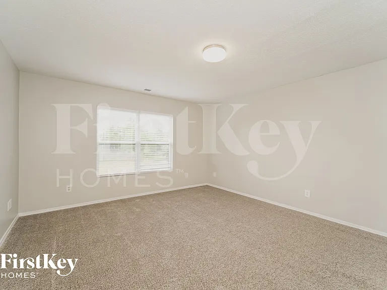 4031 Larkhaven Village Dr — Photo 13