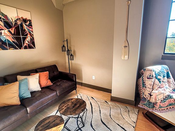 4th image of 806 Wasena Ave SW APT 518