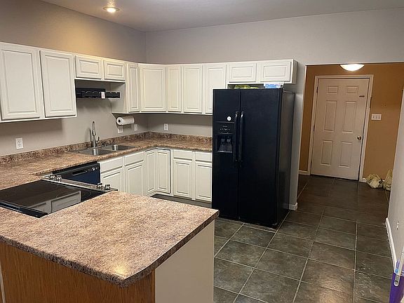 Lots of cabinets/counter 