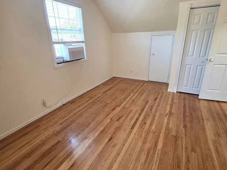 1317 Sherwood Dr — Photo 35