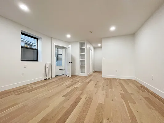 Rented by Pear NYC LLC | media 26