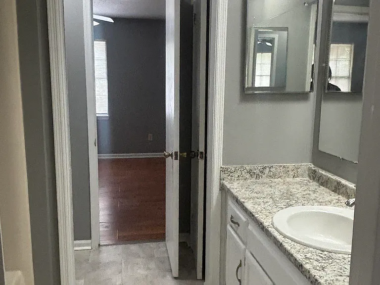 1018 Crossing Brook Way — Photo 20