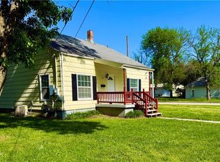 219 N Tower St, Nevada, MO 64772