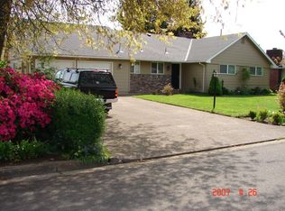 1373 Bar M Dr, Eugene, OR 97401