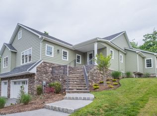 9 Sally Jean Ct, Little Falls, NJ 07424