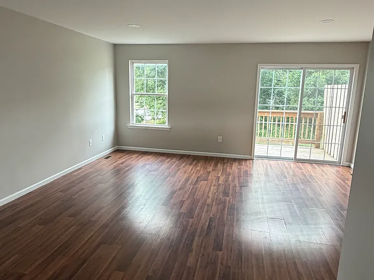 157 Bonnybrook Rd — Photo 4