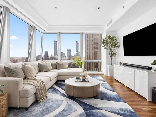 400 5th Ave #46AB, New York, NY 10018