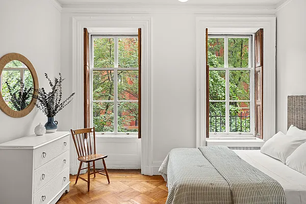 111 East 10th Street #20