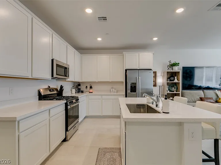1535 Maria Crossing Ave — Photo 18