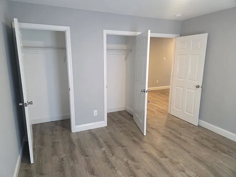 87 Lexington Ave — Photo 9