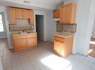91 Henry St #2, New Haven, CT 06511