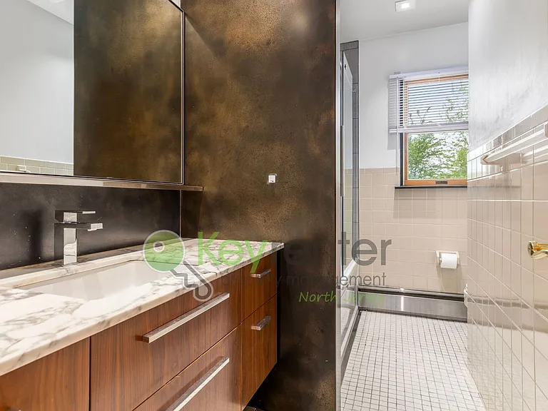 755 Spring Valley Rd — Photo 23
