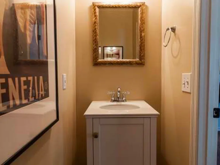 545 Pritchards Point Dr — Photo 6