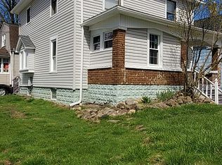 76 Willard St, Akron, OH 44305