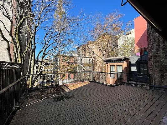 Rented by Francine Realty | media 30