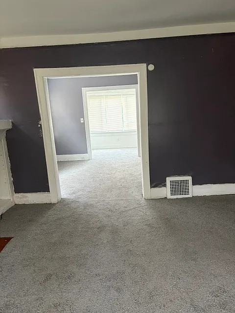 3 bed, 1300 sqft, $1,500 — Photo 4