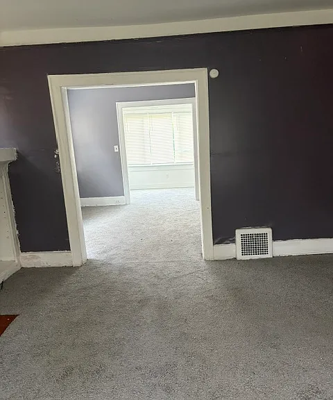 3259 W Philadelphia St — Photo 4