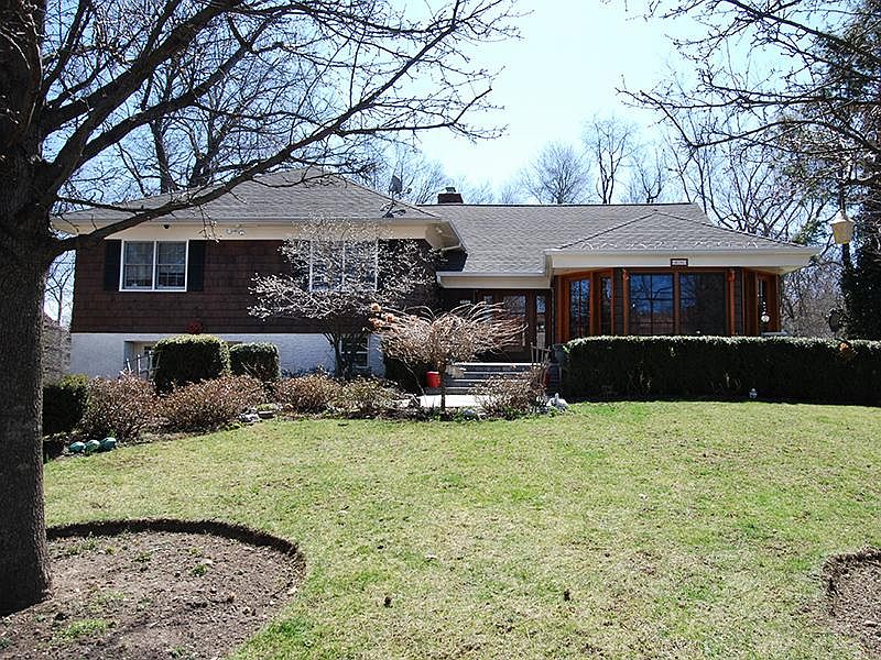 Spacious Renovated Split