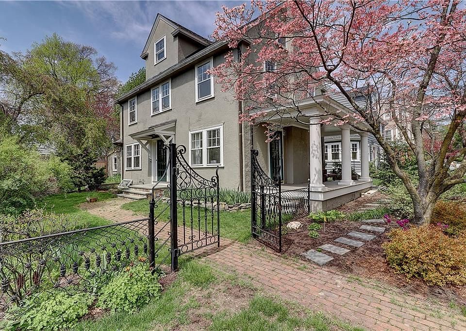 1st image of 90 Blackstone Blvd