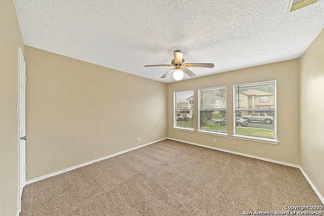 9727 Green Plain Dr — Photo 10