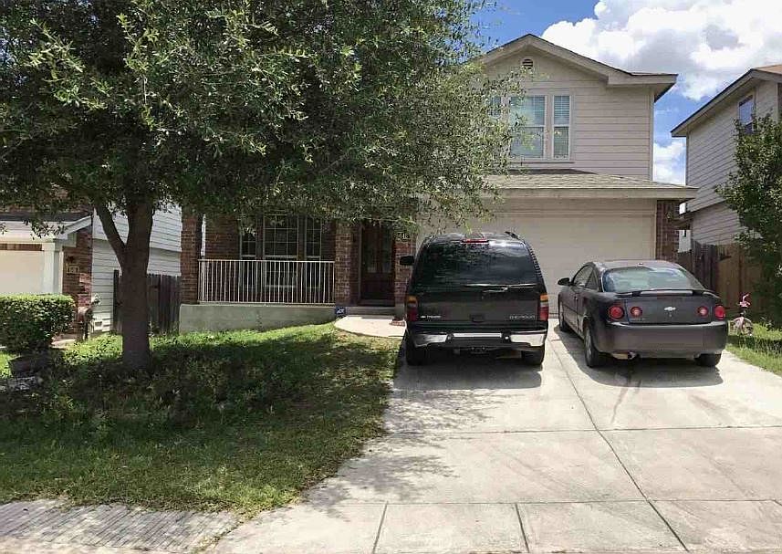1st image of 642 Coral Hbr