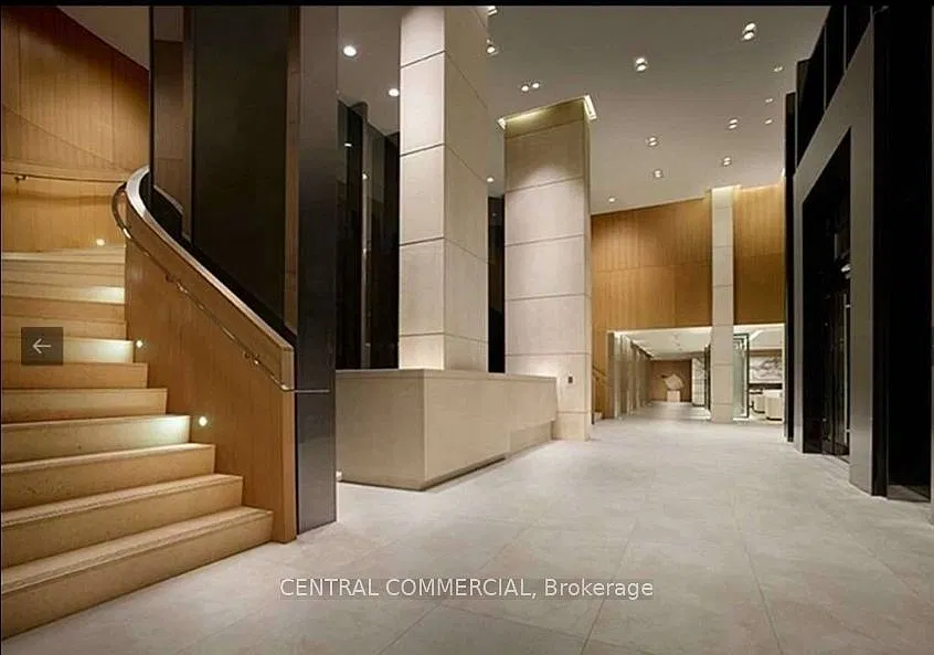 Aristo at Avonshire — Photo 2