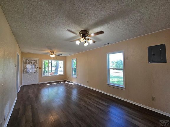 2nd image of 304 Garfield Ave