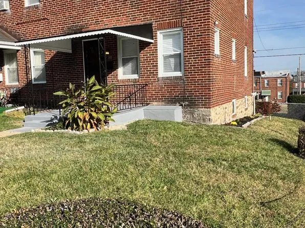 301 Mount Holly St, Baltimore, MD 21229