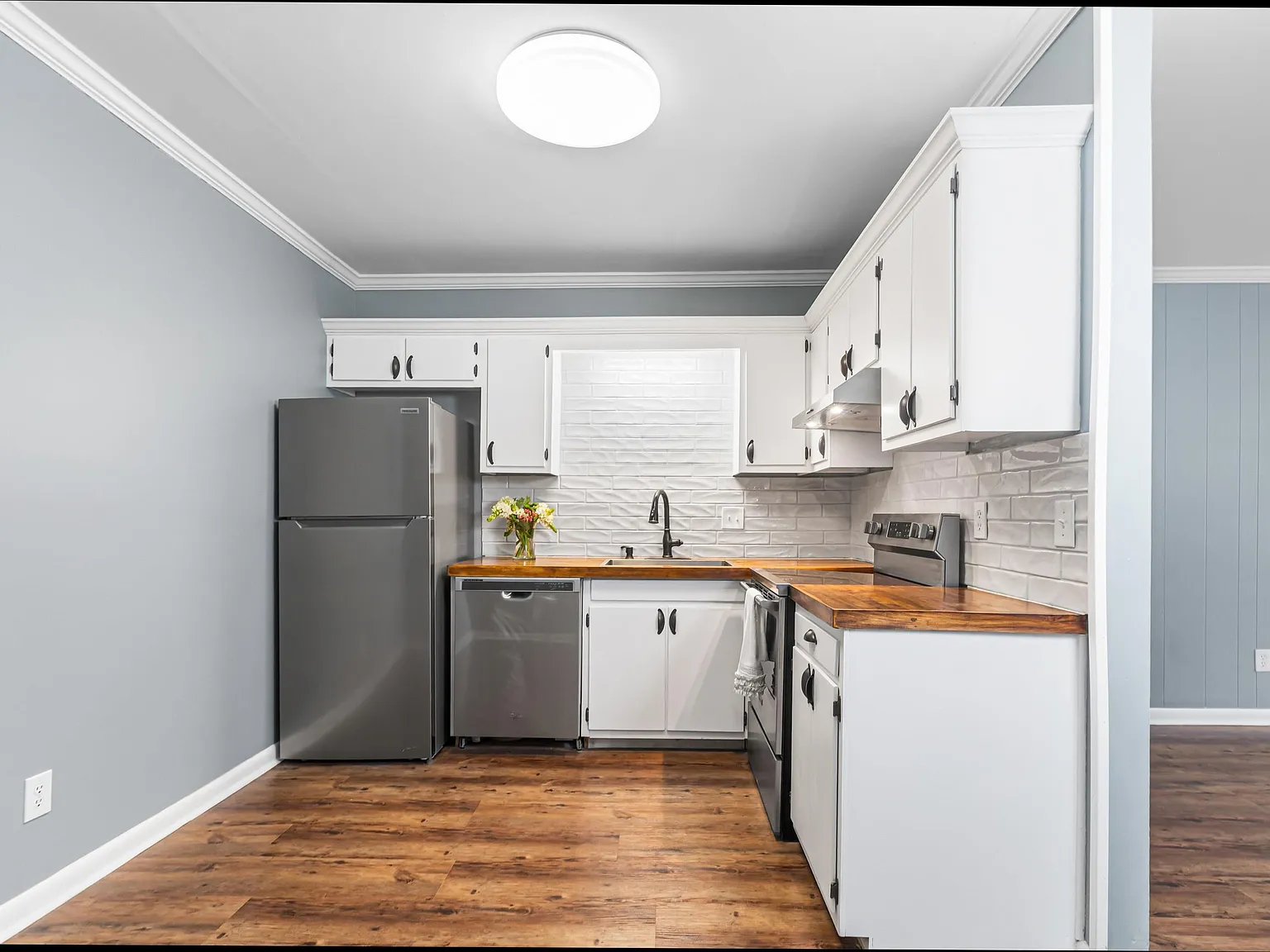 1 bed, 1.0 bath, $1,200 — Photo 4